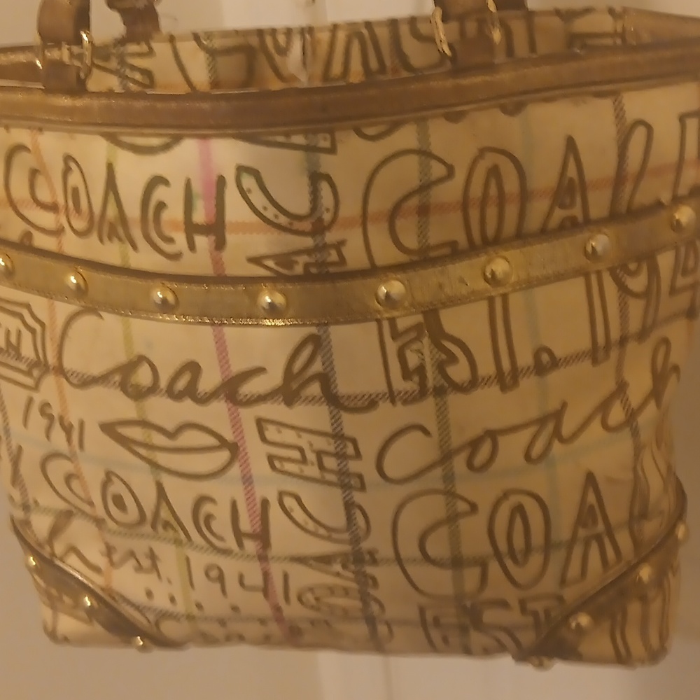 Coach Handbag - Picture 4 of 9
